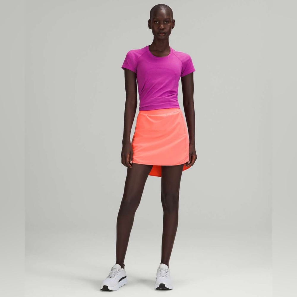 EUC Lululemon Hotty Hot HR Skirt *Regular length - Picture 1 of 8